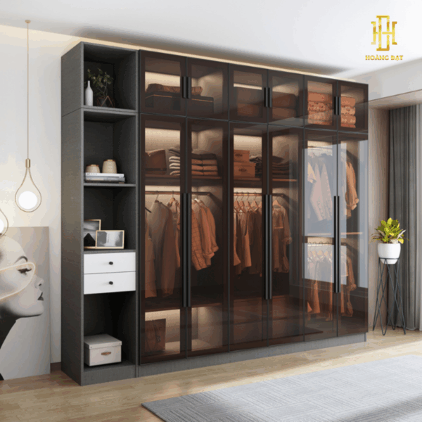 Tủ quần áo thiết kế thông minh, tối ưu từng góc nhỏ giúp căn phòng luôn gọn gàng và tinh tế.